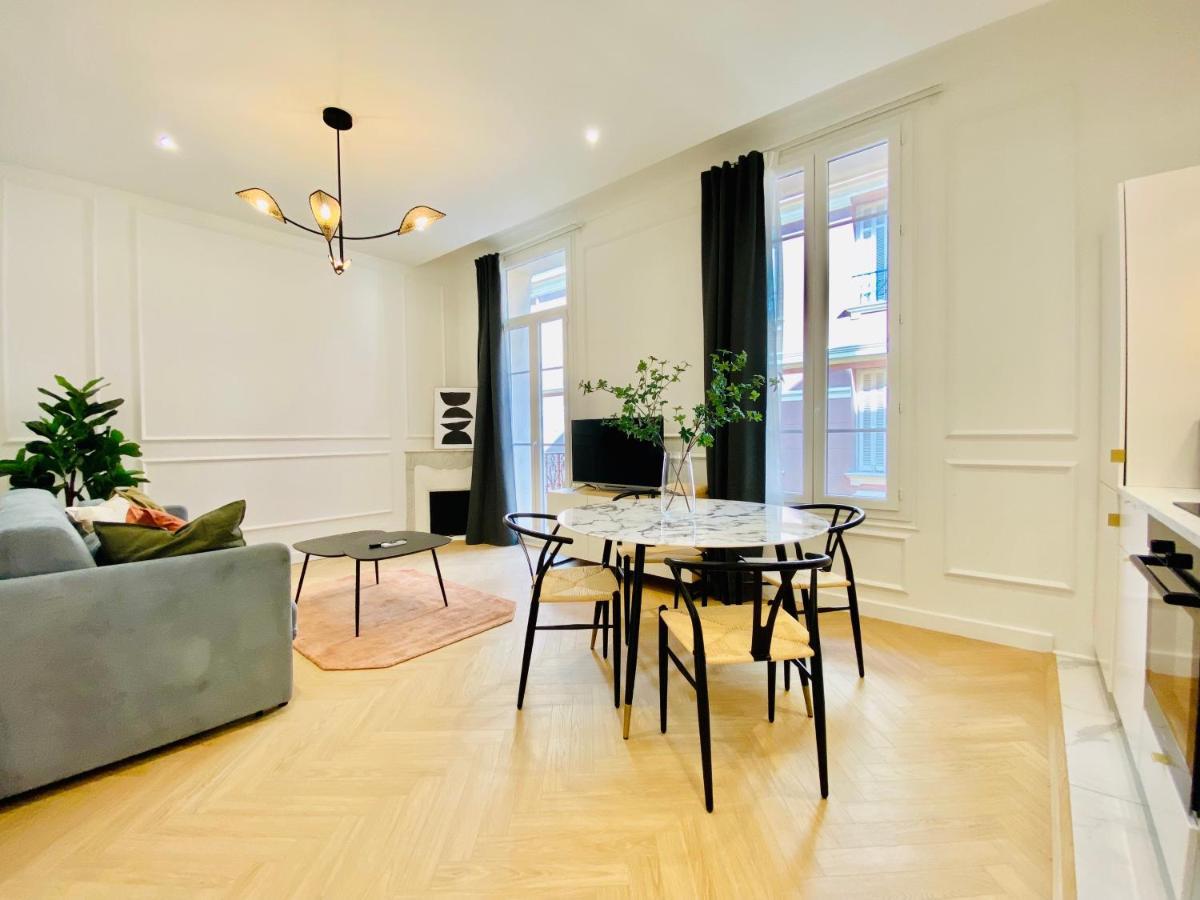 מונטה קרלו Newly Renovated Apartment With Balcony, Ac, Fiber Internet מראה חיצוני תמונה