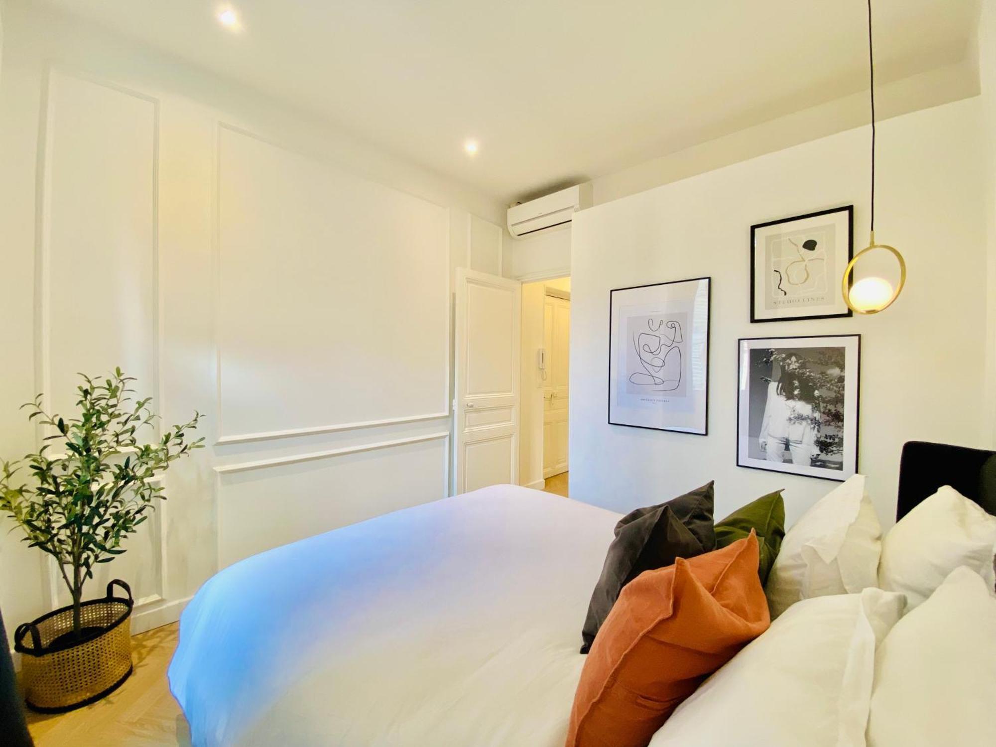 מונטה קרלו Newly Renovated Apartment With Balcony, Ac, Fiber Internet מראה חיצוני תמונה