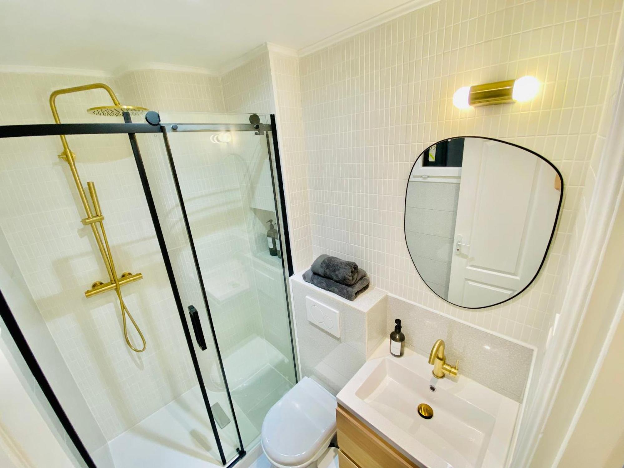 מונטה קרלו Newly Renovated Apartment With Balcony, Ac, Fiber Internet מראה חיצוני תמונה